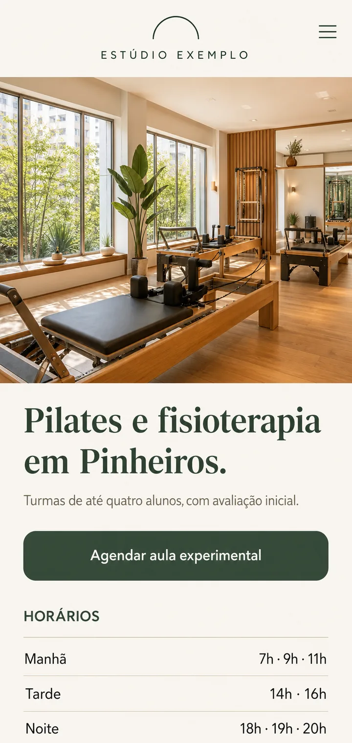 Site de Estúdio Exemplo aberto no celular